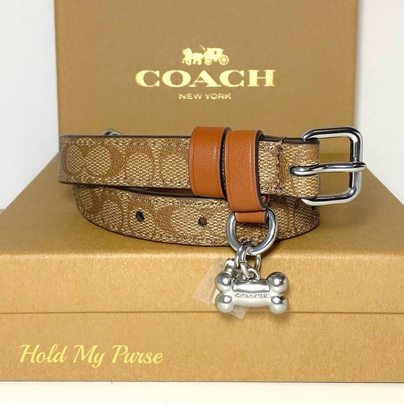 Coach Small Dog Collar Brown Khaki Signature C Includes an Apple AirTag Tracker - Picture 4 of 12
